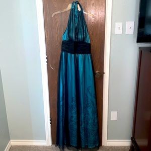 Adrianna Papell halter dress. Size 10. Never worn.